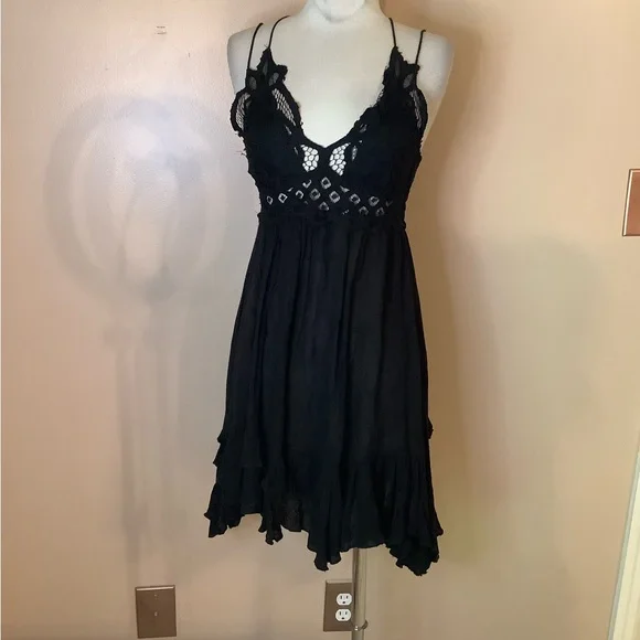 vintage lace ruffle dress Vintage Silk Abstract Ruffle Dress - S main image 0